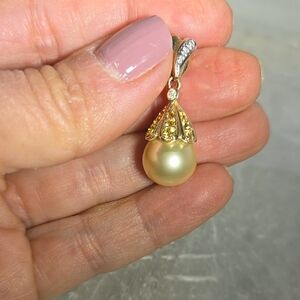 14kt Golden South Sea Pearl Pendant